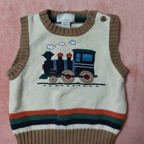 Children's Place Train Sweater Vest Size 12 Months - Picture 2 of 5